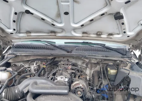 1999 Chevrolet Silverado 2500 z USA, uszkodzony, nr VIN 1GCGC24UXXE205188